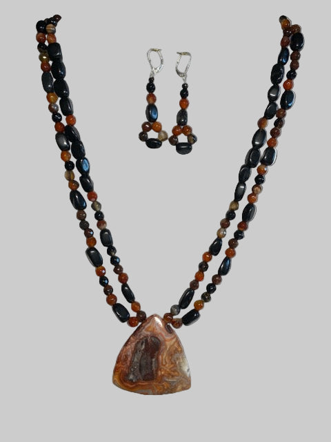 Crazy lace agate, onyx, sandonyx